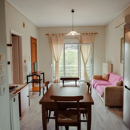 Seafront Apartment Karfas Extérieur photo